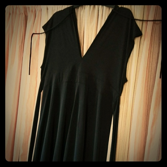 Dresses & Skirts - Dress